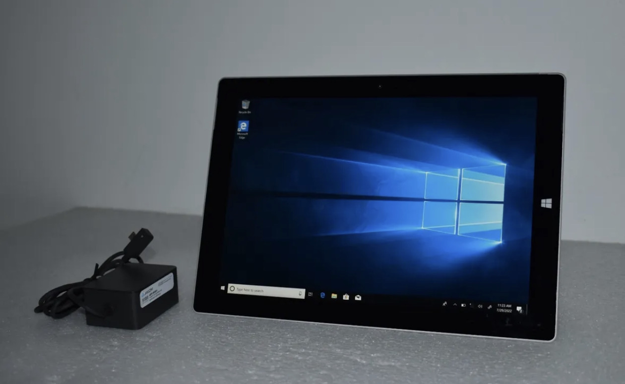 Microsoft Surface 3 10.8 - Intel Atom X7 1.60GHz 4GB DDR3 64GB