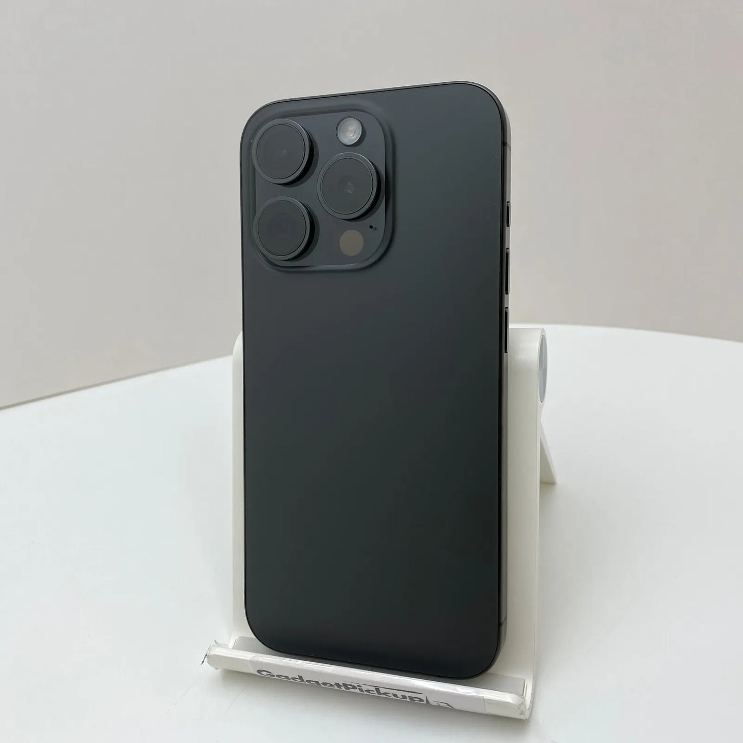 Apple iPhone 15 Pro - 256GB - Black Titanium (Unlocked) - Open Box
