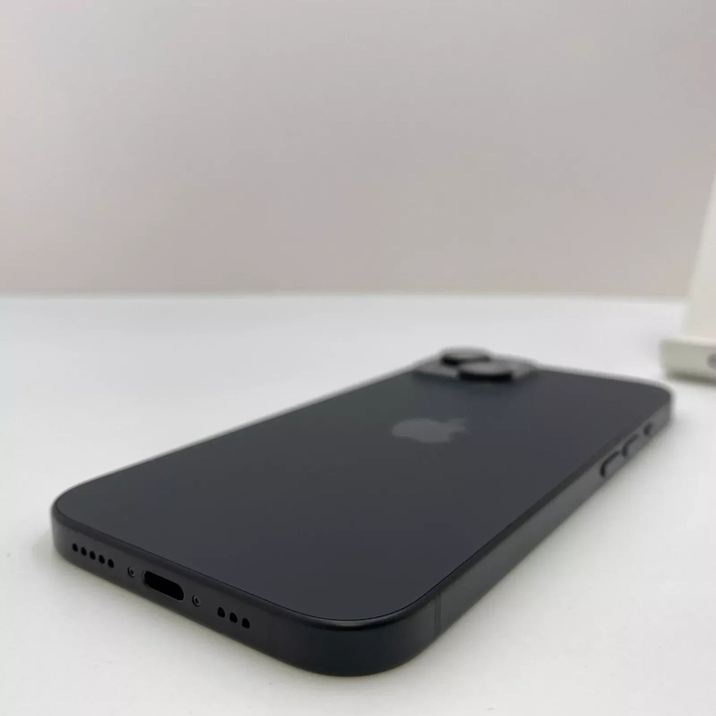Apple iPhone 15 - 128GB - Black (Unlocked) - Open Box
