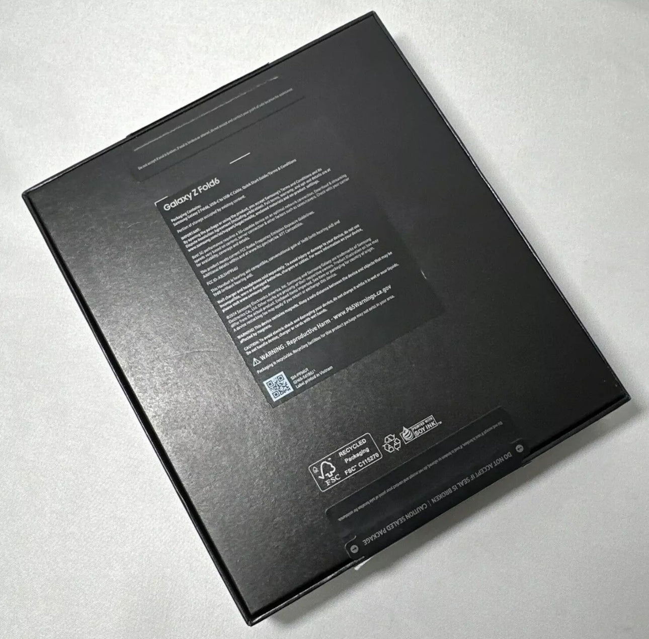 Samsung Galaxy Z Fold6 -256GB | 12GB RAM - Unlocked - Crafted Black - NEW OPEN!